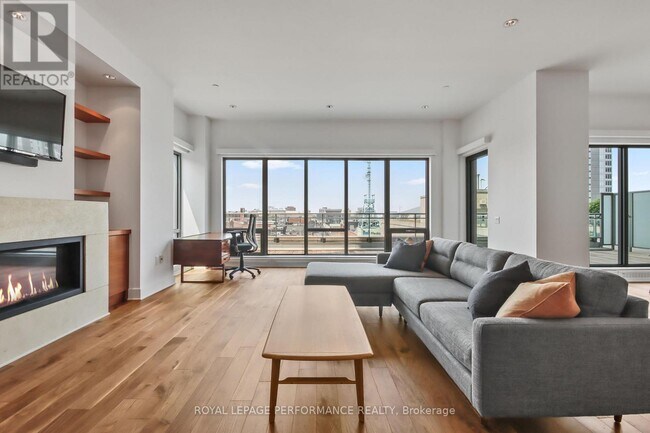 90 George St in Ottawa, ON - Building Photo - Building Photo