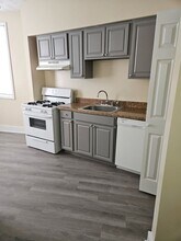 327 Stanley Ave in Cincinnati, OH - Building Photo - Building Photo