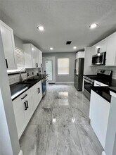 5154 Balkin St in Houston, TX - Building Photo - Building Photo