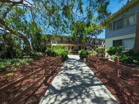 3600 Carmona Ave in Los Angeles, CA - Building Photo