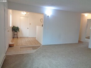 36 NE Lombard St, Unit 36 in Portland, OR - Building Photo - Building Photo