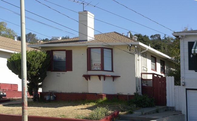 7940 Ney Ave in Oakland, CA - Building Photo - Building Photo