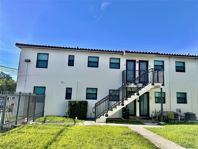property at 4204 SW 14th St