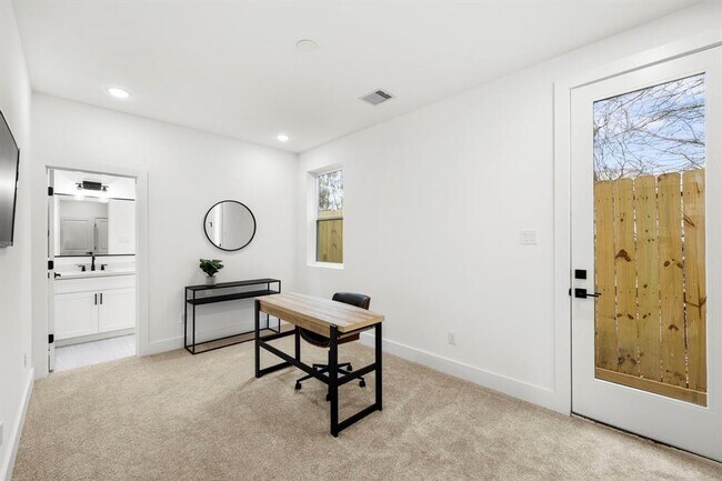 2512 Anita St in Houston, TX - Building Photo - Building Photo