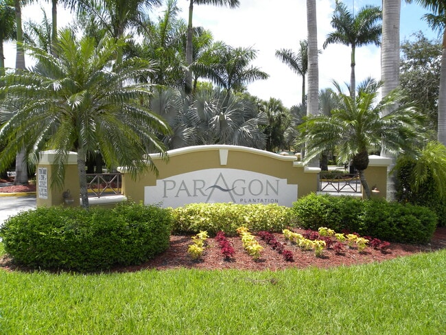 761 N Pine Island Rd, Unit 107 in Plantation, FL - Building Photo - Building Photo