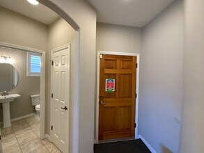 8719 Desert Fox Way NE in Albuquerque, NM - Building Photo - Building Photo