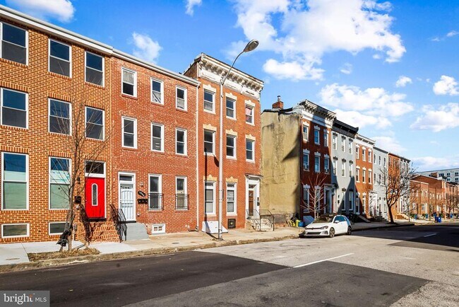 1066 W Fayette St-Unit -3 in Baltimore, MD - Building Photo - Building Photo