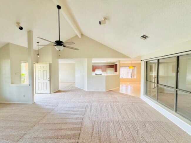 5731 Emrose Terrace in Dallas, TX - Building Photo - Building Photo