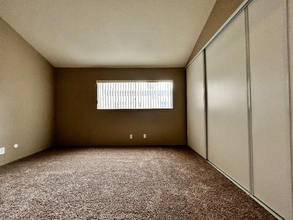 344 S Arroyo Dr in San Gabriel, CA - Foto de edificio - Building Photo
