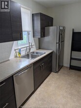 1868 Pillette Rd in Windsor, ON - Building Photo - Building Photo