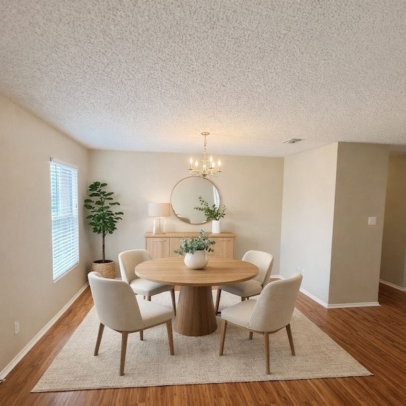 1728 Chesterwood Dr in Rockwall, TX - Foto de edificio - Building Photo