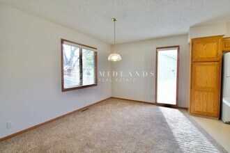 1611 S 168th Ave in Omaha, NE - Building Photo - Building Photo