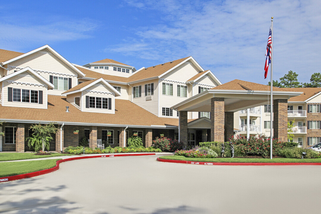 Cypress Woods Independent Senior Living in Humble, TX - Building Photo