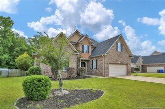 427 W Summerchase Dr in Fayetteville, NC - Foto de edificio - Building Photo