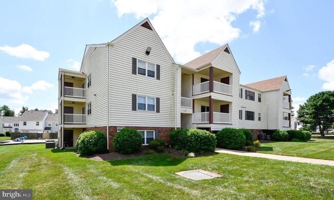 property at 102 Chesterfield Ln