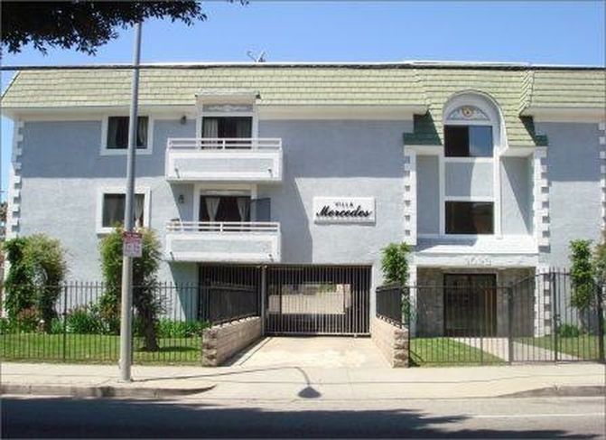 1023 N Wilton Pl in Los Angeles, CA - Foto de edificio