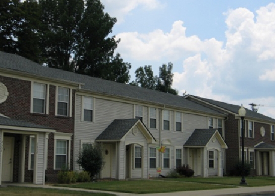 Walnut Creek in Kokomo, IN - Building Photo