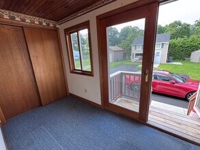 25 School St, Unit 25 in Windsor Locks, CT - Building Photo - Building Photo