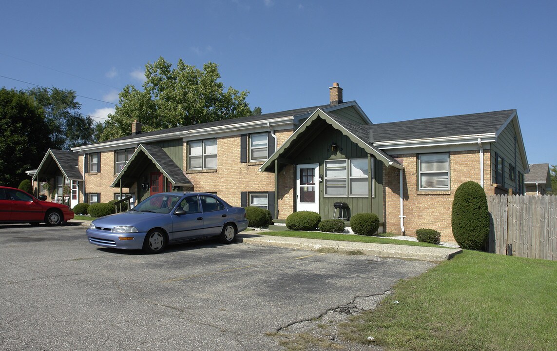 4155-4175 SE Oak Park Dr in Grand Rapids, MI - Building Photo