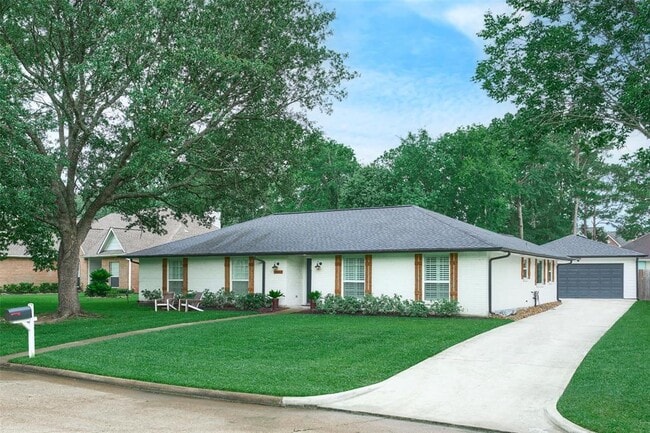 property at 3607 Hickory Hill Ln