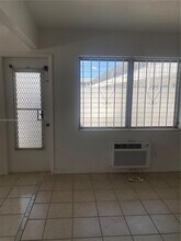 15600 NE 6th Ave in Miami, FL - Building Photo - Building Photo