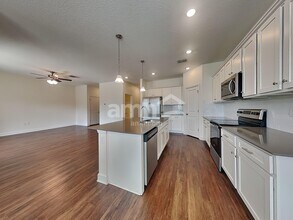 2108 Saffron Walden Dr in Plant City, FL - Foto de edificio - Building Photo