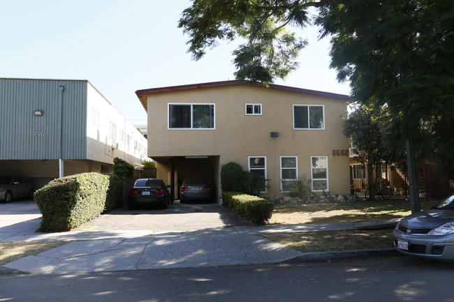 3562 Jasmine Ave in Los Angeles, CA - Foto de edificio - Building Photo