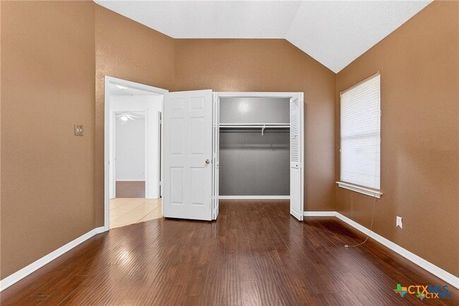 2505 Armadillo Dr