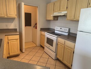8812 Dunes Ct in Kissimmee, FL - Building Photo - Building Photo