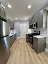 1701 W Albion Ave in Chicago, IL - Building Photo - Building Photo