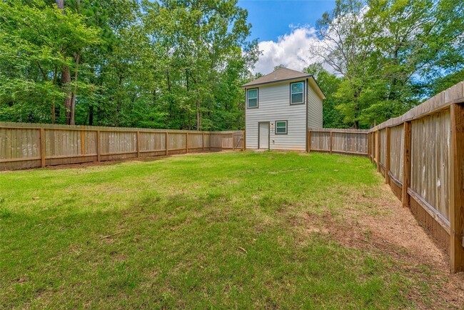 268 Oak Ridge Dr in Livingston, TX - Building Photo - Building Photo