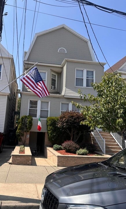 103 John F. Kennedy Blvd in Bayonne, NJ - Building Photo