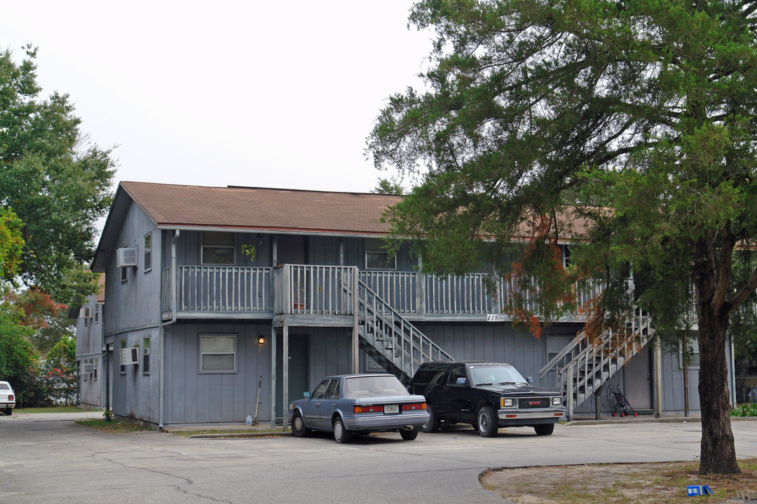 115 Air Force St in Fort Walton Beach, FL - Building Photo