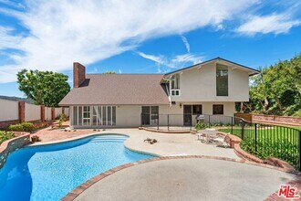 2276 Westridge Rd in Los Angeles, CA - Building Photo - Building Photo
