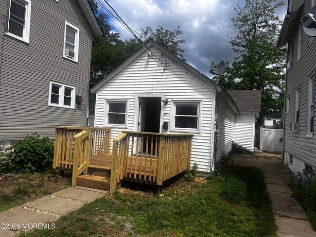 property at 50 Herbert St