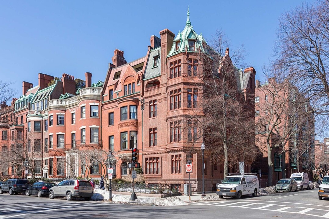 196 Commonwealth Ave, Unit B in Boston, MA - Foto de edificio
