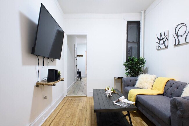 1567 York Ave in New York, NY - Building Photo - Building Photo