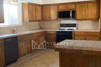 5901 Kleinpell Ave in Bakersfield, CA - Building Photo - Building Photo