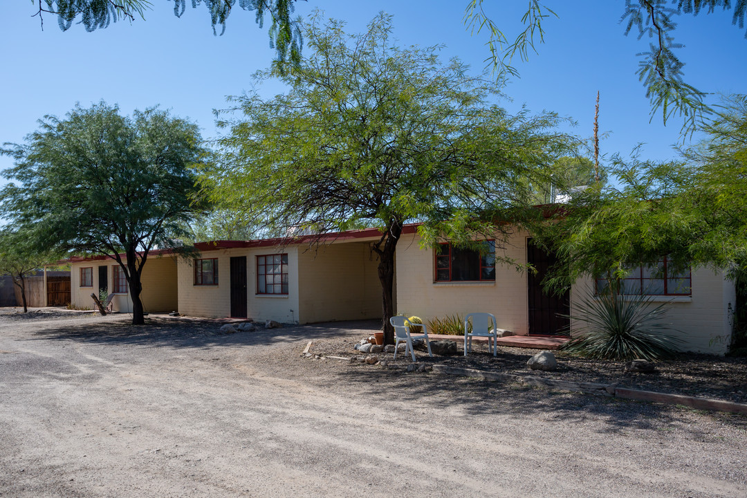 3344-3346 E Bellevue St in Tucson, AZ - Building Photo