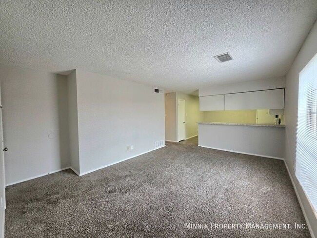 3007 W Louisiana Ave in Midland, TX - Foto de edificio - Building Photo