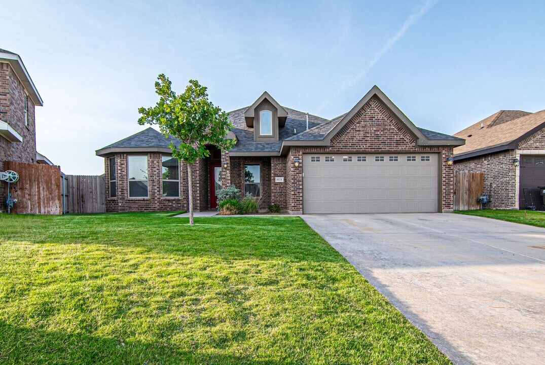 6014 Sunrise Way in Midland, TX - Building Photo