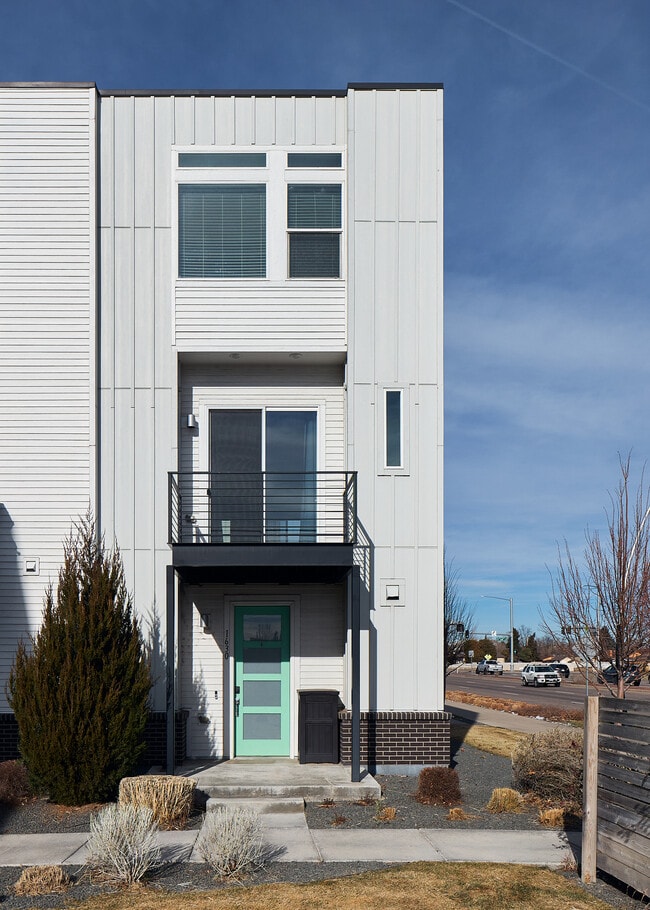 property at 1630 West 67th Cir