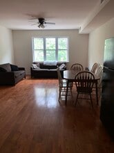 1238 S 45th St, Unit 2 in Philadelphia, PA - Foto de edificio - Building Photo