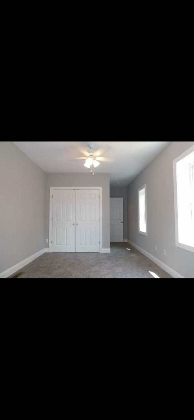 property at 812 W 9th St