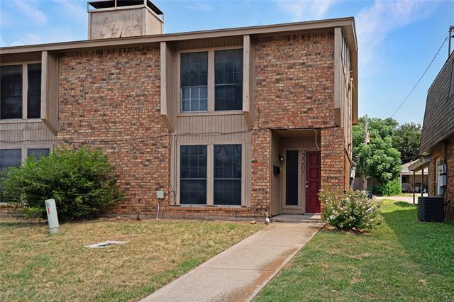 2205 Chase Ct in Arlington, TX - Building Photo - Building Photo