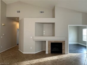 5244 Ladyhawk Way in Las Vegas, NV - Building Photo - Building Photo