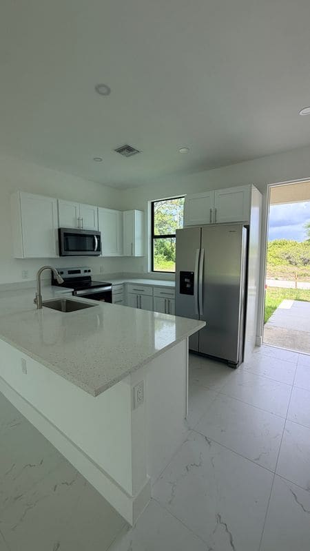 property at 498 Loretta Ave S