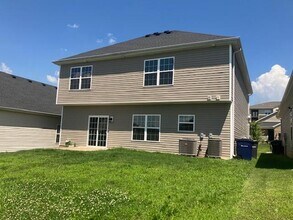 2829 Sullivans Trce in Lexington, KY - Building Photo - Building Photo