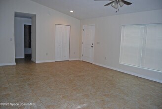 1048 Hunt St NW in Palm Bay, FL - Building Photo - Building Photo