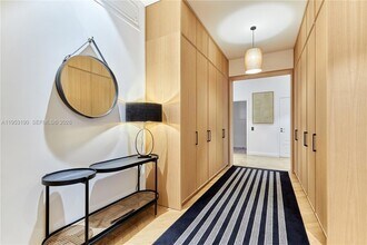 11 Rue St, Unit SDO 403 in Carrollton, TX - Foto de edificio - Building Photo